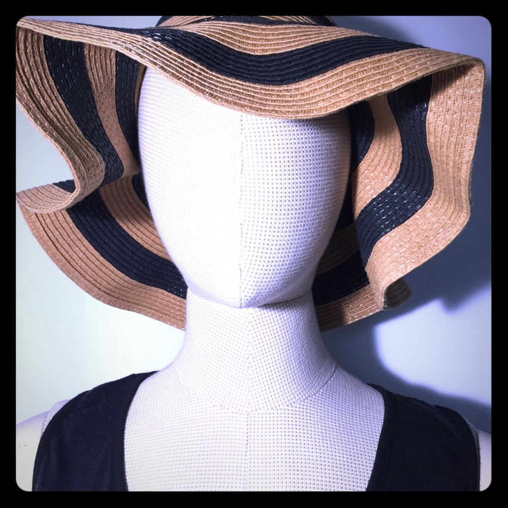 Wide Brim Straw-Colored Floppy Sun Beach Hat